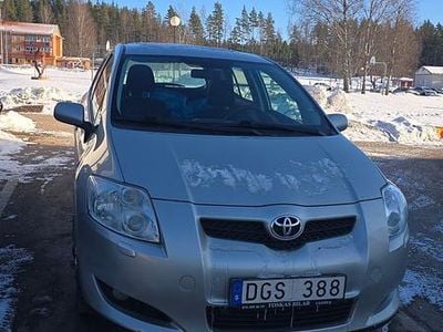Begagnad Toyota Auris 124 HK (91 kW) 2008 Halvkombi