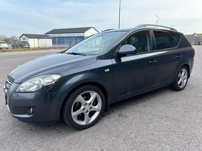 begagnad Kia Ceed Sportswagon CEED _ 2.0 CRDi Euro 4 drag klimat