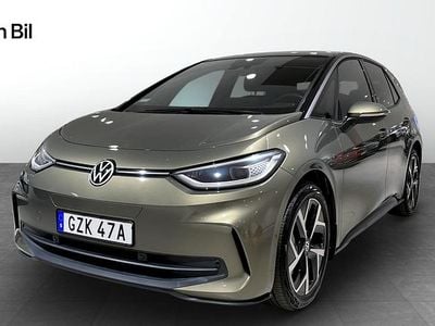 Begagnad VW ID.3 Pro Performance 239 kW (326 HK) 2024 Grön Halvkombi