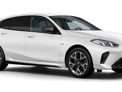 Ny BMW M135 2026 Vit Halvkombi