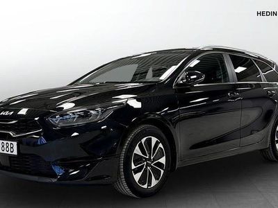 Svart Begagnad 2024 Kia Ceed Advance Halvkombi | 290 000 kr (Marknadspris)