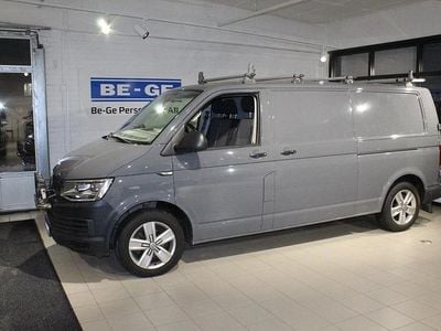 Grå Begagnad 2018 VW Transporter Van | 232 000 kr (Bra pris)