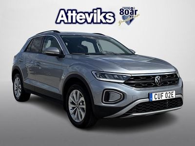 Silver Begagnad 2024 VW T-Roc SUV | 299 900 kr (Marknadspris)
