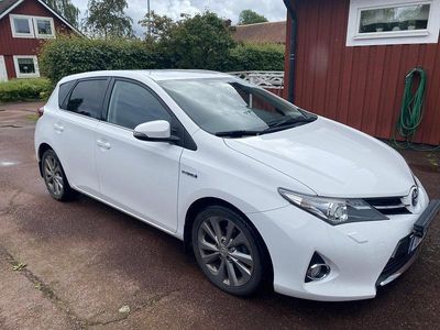 Toyota Auris Hybrid