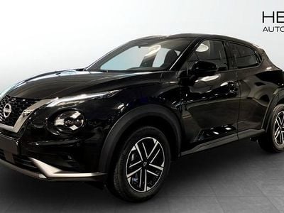 Svart Ny 2025 Nissan Juke N-Connecta SUV | 279 990 kr (Lite dyr)