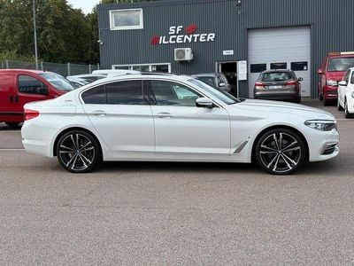 Begagnad BMW 530 iPerformance 252 HK (185 kW) 2018 Vit Sedan