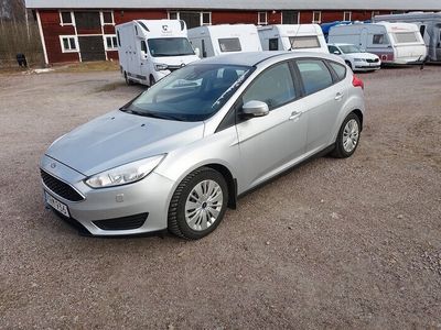 begagnad Ford Focus 1.6 TDCi 2014, Halvkombi