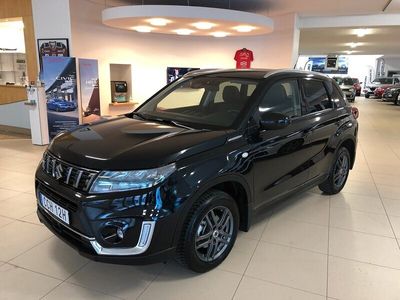 begagnad Suzuki Vitara 1,5 Fullhybrid AGS AllGrip S+V-hjul 230 mil