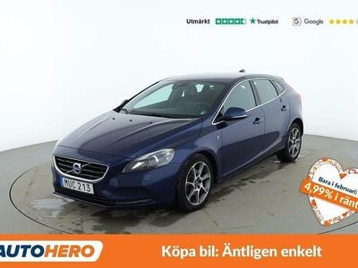 Begagnad Volvo V40 R-Design 124 HK (91 kW) 2015 Svart Halvkombi