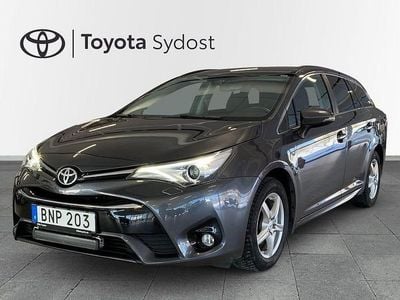 Begagnad Toyota Avensis 148 HK (108 kW) 2016 Grå Kombi