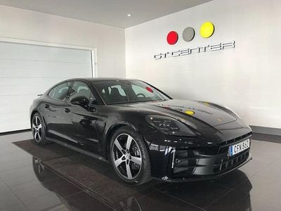 Svart Ny 2025 Porsche Panamera Halvkombi | 1 249 000 kr