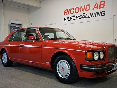 Begagnad Bentley Turbo 320 HK (235 kW) 1990 Röd Sedan