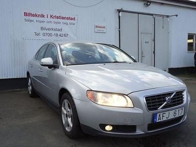 Silver Begagnad 2009 Volvo S80 Kinetic Sedan | 44 000 kr (Marknadspris)