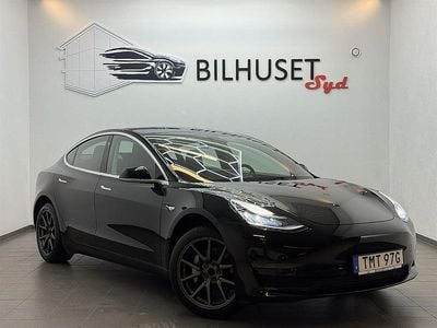 Svart Begagnad 2019 Tesla Model 3 Standard Range Plus Sedan | 188 500 kr (Lite dyr)