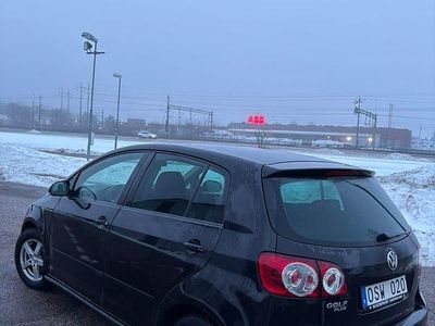 Begagnad 2010 VW Golf Plus Cross Minibuss | 35 000 kr (Marknadspris)