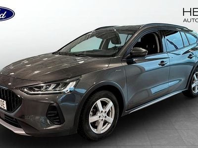 Grå Begagnad 2023 Ford Focus Kombi | 219 900 kr (Marknadspris)