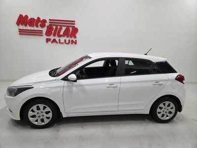 Vit Begagnad 2017 Hyundai i20 Comfort Halvkombi | 89 900 kr (Lite dyr)