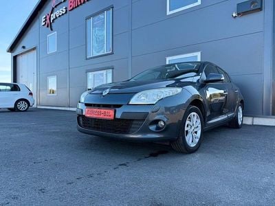Begagnad Renault Mégane III 110 HK (80 kW) 2010 Grå Halvkombi
