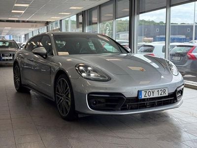 Porsche Panamera 4