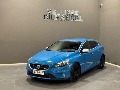 Ljusblå Begagnad 2012 Volvo V40 R-Design Halvkombi | 79 900 kr (Marknadspris)