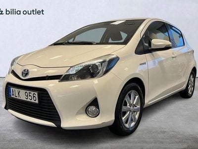 Vit Begagnad 2014 Toyota Yaris Hybrid Active | 104 900 kr (Superpris)