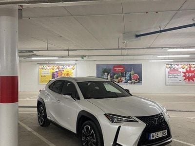 Lexus UX 250h