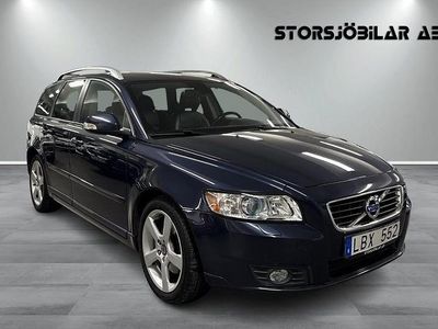 Blå Begagnad 2011 Volvo V50 Momentum Kombi | 99 000 kr (Dyr)