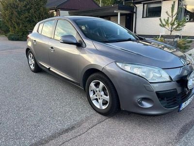 Begagnad 2010 Renault Mégane Sedan | 24 999 kr