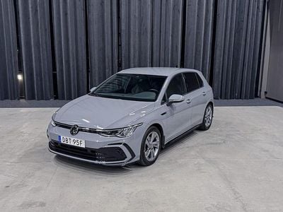 Grå Begagnad 2021 VW Golf VII R-line | 259 900 kr (Dyr)