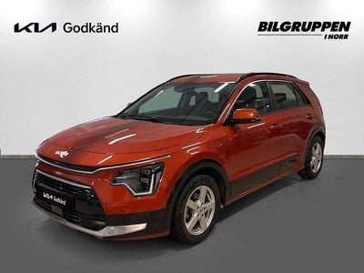 Begagnad Kia Niro Advance 184 HK (135 kW) 2023 Orange SUV
