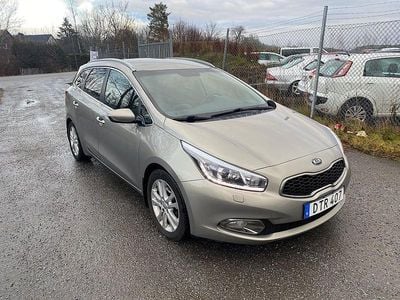 Grå Begagnad 2012 Kia Ceed Sportswagon Comfort Kombi | 33 900 kr (Marknadspris)