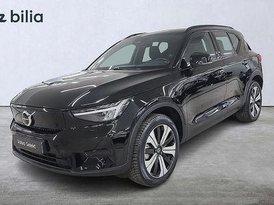Svart Begagnad 2022 Volvo XC40 Core SUV | 354 000 kr