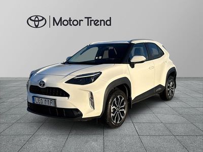 Vit Begagnad 2023 Toyota Yaris Hybrid | 249 900 kr (Lite dyr)
