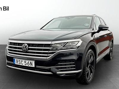 Svart Begagnad 2022 VW Touareg SUV | 599 900 kr (Bra pris)