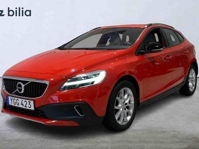Röd Begagnad 2016 Volvo V40 Business Edition Halvkombi | 154 900 kr (Bra pris)