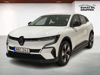 Vit Begagnad 2023 Renault Mégane IV Equilibre | 259 000 kr (Bra pris)