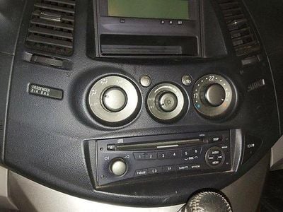 Mitsubishi Grandis