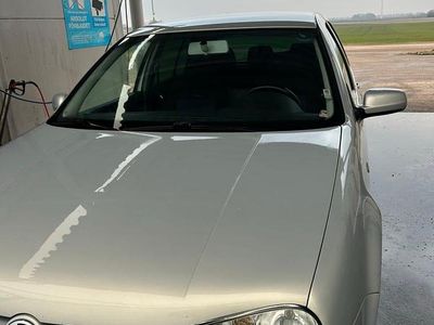 Ljusgrå Begagnad 2000 VW Golf IV GTI Halvkombi | 14 500 kr (Marknadspris)