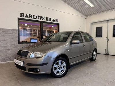 Begagnad Skoda Fabia 64 HK (47 kW) 2007 Brun Halvkombi