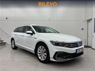 Begagnad VW Passat Active 156 HK (114 kW) 2019 Vit Kombi
