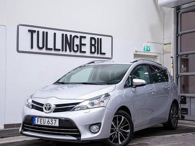 Begagnad Toyota Verso 147 HK (108 kW) 2017 Silver Minibuss