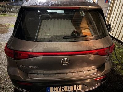 Begagnad 2024 Mercedes EQB250+ SUV | 379 900 kr (Bra pris)