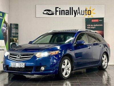 Blå Begagnad 2010 Honda Accord Executive Kombi | 69 900 kr (Marknadspris)