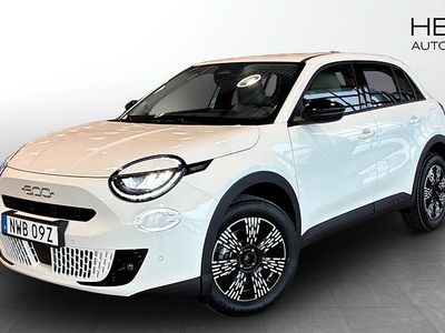 Vit Ny 2025 Fiat 600 Icon SUV | 350 800 kr
