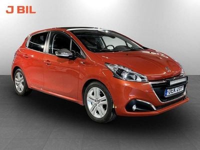 Begagnad Peugeot 208 Style 82 HK (60 kW) 2016 Orange Halvkombi