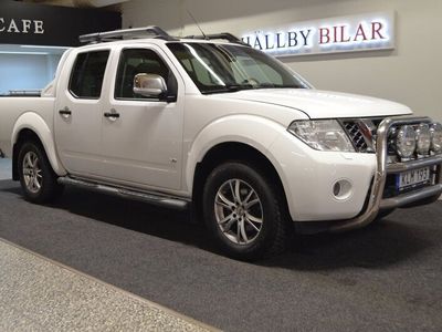 begagnad Nissan Navara Dubbelhytt 3.0 dCi V6 4x4 Euro 5 *moms*