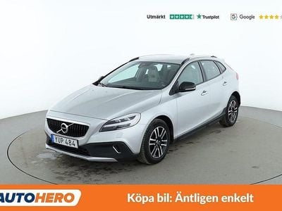 Begagnad Volvo V40 150 HK (110 kW) 2018 Silver Halvkombi