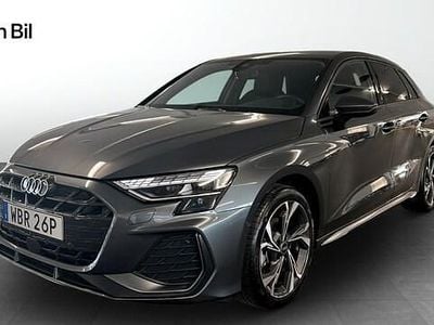 Daytonagrå pärleffekt Begagnad 2025 Audi A3 S-Line Sedan | 314 900 kr (Marknadspris)