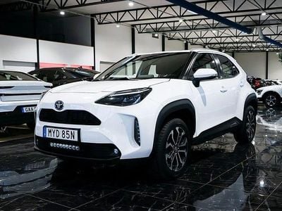 Begagnad Toyota Yaris 116 HK (85 kW) 2022 Vit Halvkombi