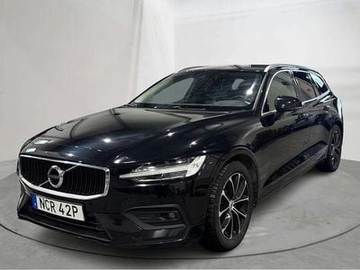 Begagnad Volvo V60 Momentum 150 HK (110 kW) 2020 Svart Kombi